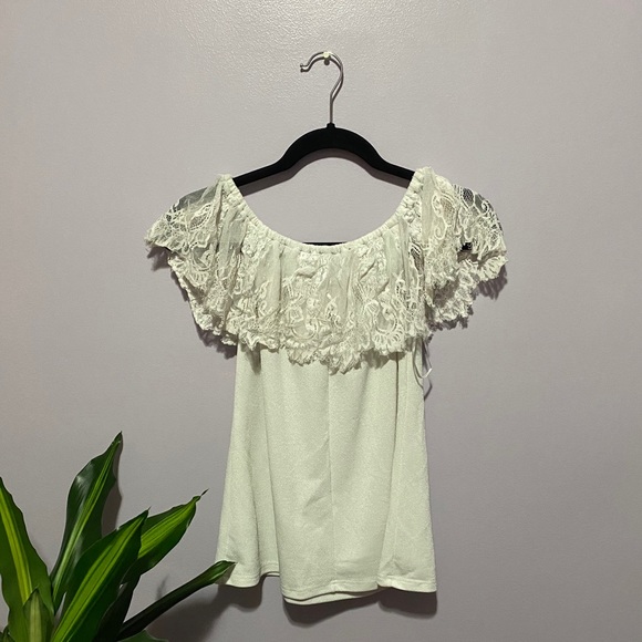 Off Shoulder Top - Picture 3 of 4